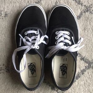 Kids black and white Vans size 2.5